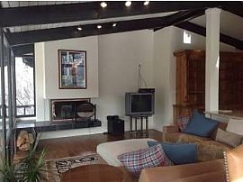 Residential Home For Rent in Aspen, CO (Photo 5 of 9)