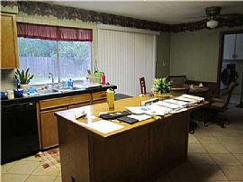 Residential Home For Rent in Austin, TX (Photo 6 of 10)