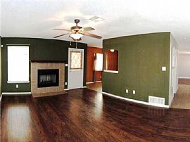  3bd / 2 Full, 1 Partial Ba House in El Paso, TX (Photo 6 of 9)