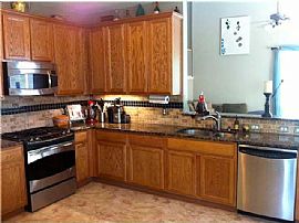 Residential Home For Rent in Austin, TX (Photo 5 of 12)