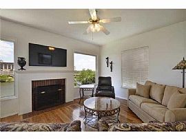 Residential Home For Rent in Austin, TX (Photo 5 of 12)