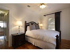 Residential Home For Rent in Austin, TX (Photo 9 of 12)