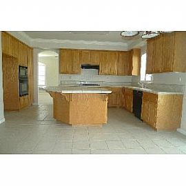  4bd / 3ba House in Sacramento, CA (Photo 4 of 12)