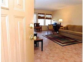 Residential Home For Rent in Austin, TX (Photo 3 of 12)