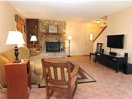 Residential Home For Rent in Austin, TX (Photo 5 of 12)