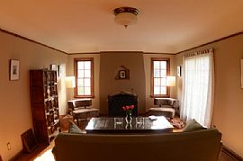 Residential Home For Rent in Portland, OR (Photo 4 of 12)