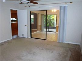  3bd / 3 Full Ba House in Clearwater, FL (Photo 10 of 12)