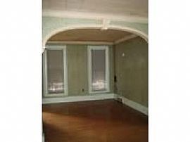  4bd / 3.5 Full Ba House in Bryant in Buffalo, NY (Photo 7 of 12)