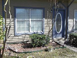 Residential Home For Rent in San Antonio, TX (Photo 2 of 12)