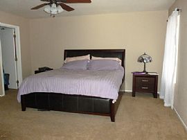 Residential Home For Rent in Phoenix, AZ (Photo 7 of 9)