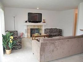  3bd / 2 Full, 1 Partial Ba House in Tacoma, WA (Photo 6 of 12)