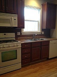 2bd / 1 Full Ba House in Norwood Park  in Chicago, IL (Photo 6 of 7)
