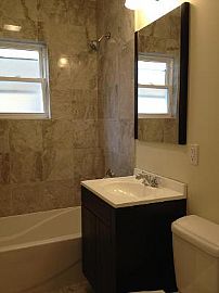 2bd / 1 Full Ba House in Norwood Park  in Chicago, IL (Photo 7 of 7)