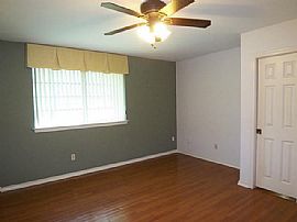  3bd / 2 Full Ba House in Irving, TX (Photo 7 of 12)