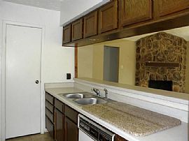  3bd / 2 Full Ba House in Houston, TX (Photo 7 of 12)