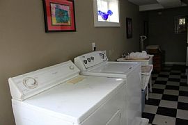 Residential Home For Rent in Seattle, WA (Photo 8 of 11)