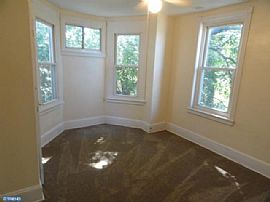  4bd / 1 Full Ba House in Kingsessing in Philadelphia, PA (Photo 10 of 11)