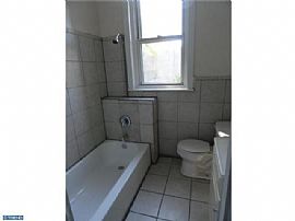  4bd / 1 Full Ba House in Kingsessing in Philadelphia, PA (Photo 8 of 11)