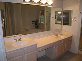 5bd / 3 Full, 1 Partial Ba House in North Mountain in Phoenix, AZ (Photo 12 of 12)