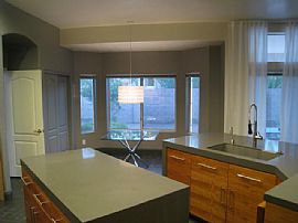 5bd / 3 Full, 1 Partial Ba House in North Mountain in Phoenix, AZ (Photo 3 of 12)