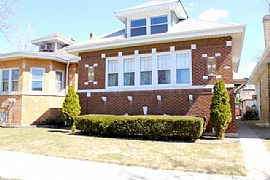 4bd / 2.5ba House in Portage Park in Chicago, IL (Photo 6 of 6)