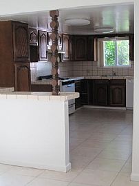 2bd / 1ba House in Eastside in Long Beach, CA (Photo 4 of 6)