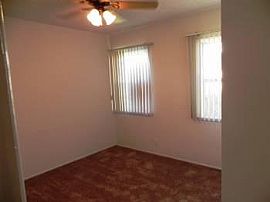 2bd / 1 Full Ba House in Plaza in Long Beach, CA (Photo 4 of 9)