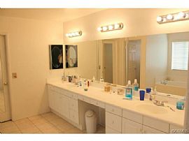  5bd / 4 Full, 1 Partial Ba House in Fontana, CA (Photo 11 of 12)