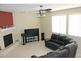  5bd / 4 Full, 1 Partial Ba House in Fontana, CA (Photo 2 of 12)