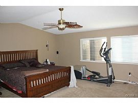  5bd / 4 Full, 1 Partial Ba House in Fontana, CA (Photo 9 of 12)