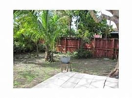 2bd / 1 Full Ba House in Miami, FL (Photo 8 of 10)