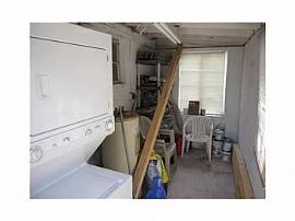 2bd / 1 Full Ba House in Miami, FL (Photo 9 of 10)