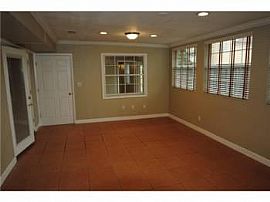 4bd / 3 Full Ba House in Kendall in Miami, FL (Photo 7 of 9)