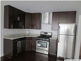 Renovated 1 Bedroom 3 Blocks From Beach  in Asbury Park, NJ (Photo 3 of 3)