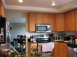 4 Bed/2.5 Bath Hayward Highlands Home - Above Csu (hayward) in Hayward, CA (Photo 2 of 5)