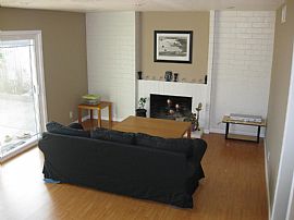 4 Bed/2.5 Bath Hayward Highlands Home - Above Csu (hayward) in Hayward, CA (Photo 4 of 5)