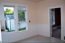  Quait Two Bd., One Ba., 1100 Sf House Includes ..  in Renton, WA (Photo 5 of 7)