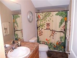  3 Bedroom Townhome with 1st Floor Master in Urb..  in Urbandale, IA (Photo 7 of 7)