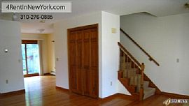 2 Bedrooms From 965 a Month with Half a Month Free in Middletown, CT (Photo 3 of 9)