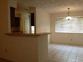3bd / 2 Full Ba House in Houston, TX (Photo 3 of 11)