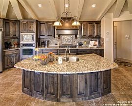 4bd / 2 Full, 1 Partial Ba House in San Antonio, TX (Photo 5 of 8)