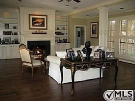 4bd / 3ba House in Far North Dallas in Dallas, TX (Photo 10 of 12)