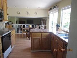 4bd / 2.5ba House in Edenvale in San Jose, CA (Photo 5 of 11)