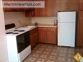 Over 900 Sf in New London in Fort Trumbull, CT (Photo 2 of 5)