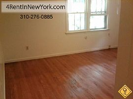 Over 900 Sf in New London in Fort Trumbull, CT (Photo 5 of 5)