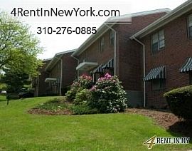 A Community of 3 Distinct Properties. in Fort Trumbull, CT (Photo 3 of 9)