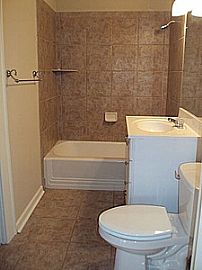 Spacious 3bedroon 3baths Available Now.. in Tuscaloosa, AL (Photo 5 of 5)