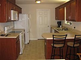 Really Cute 3 Bedroom 2 Bath Home in Mobile, AL (Photo 2 of 5)