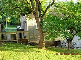 Beautiful 3 Bedroom 1.5 Bath Renovated Home in Nashville, TN (Photo 3 of 5)