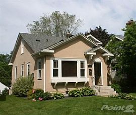 Updated 3br 2ba 1.5 Story Single Family Home in Minneapolis, MN